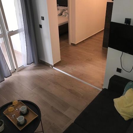 Apartman Sa Lodom 2+2 Leilighet Pirovac Eksteriør bilde